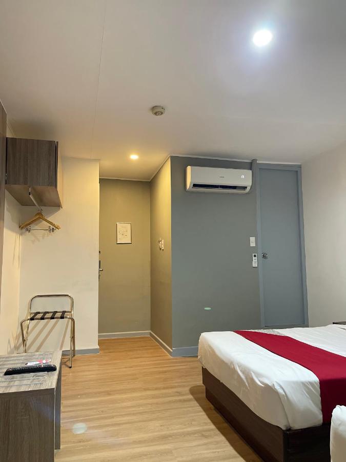 Anex Hotel Near Us Embassy Manila Exterior foto
